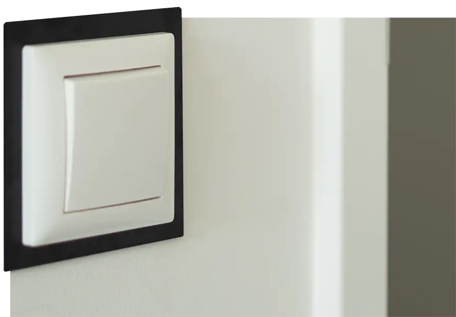 Edelstahl-Abdeckrahmen für Steckdosen – saubere Lösung bei zu großen Ausschnitten