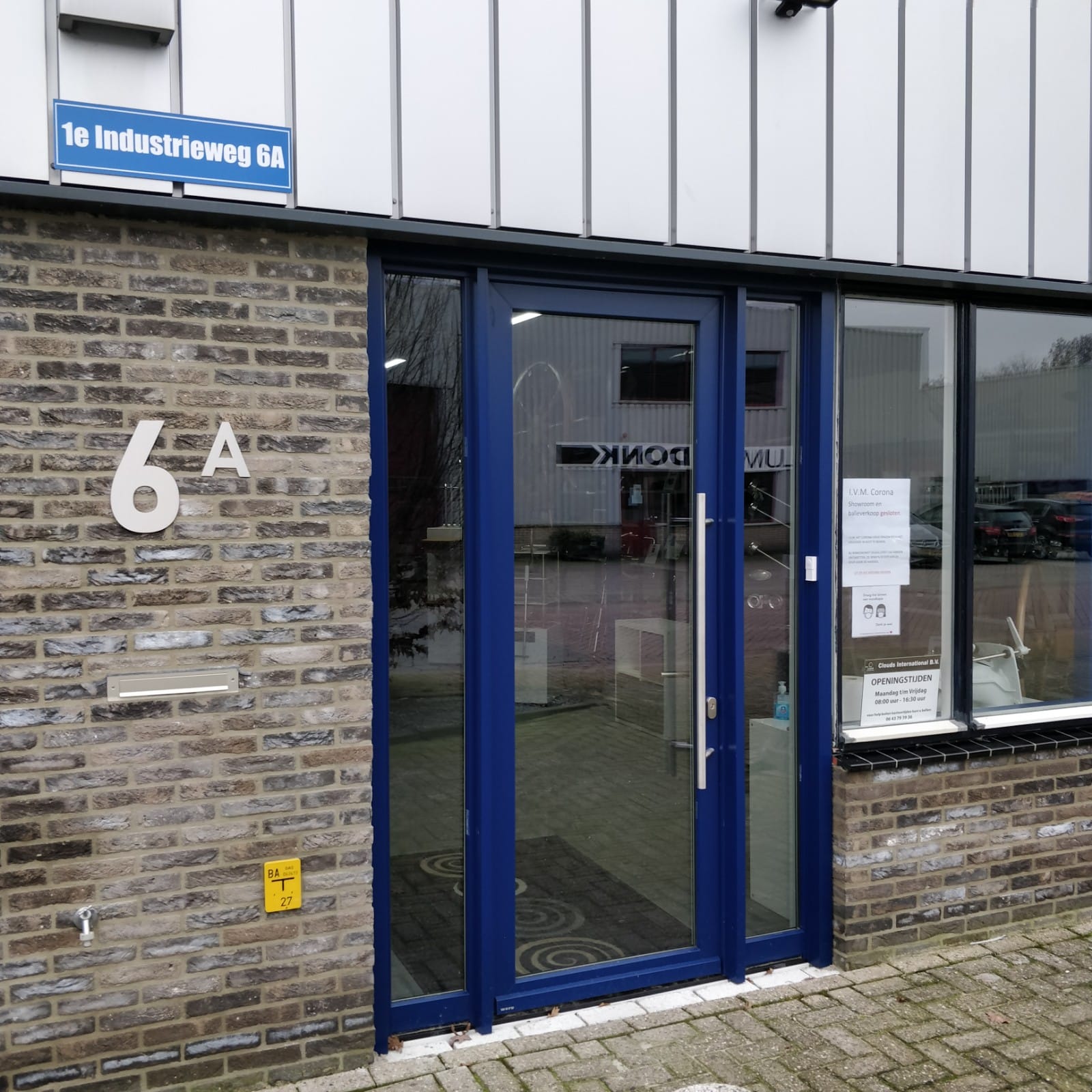 RVS Huisnummer 6A - Lettertype bahnschrift - 30 en 15 cm hoog.